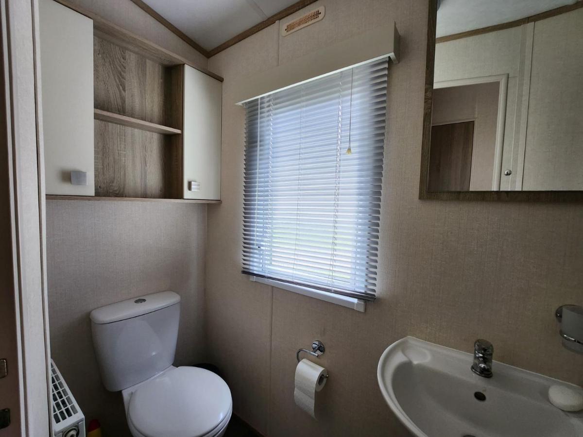 D & A Short Breaks - St Margarets Bay, Dover Hotel เซนต์มาร์กาเร็ตส์ แอท คลิฟฟ์ ภายนอก รูปภาพ