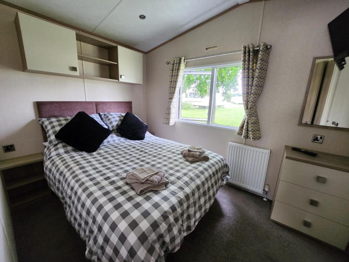 D & A Short Breaks - St Margarets Bay, Dover Hotel เซนต์มาร์กาเร็ตส์ แอท คลิฟฟ์ ภายนอก รูปภาพ